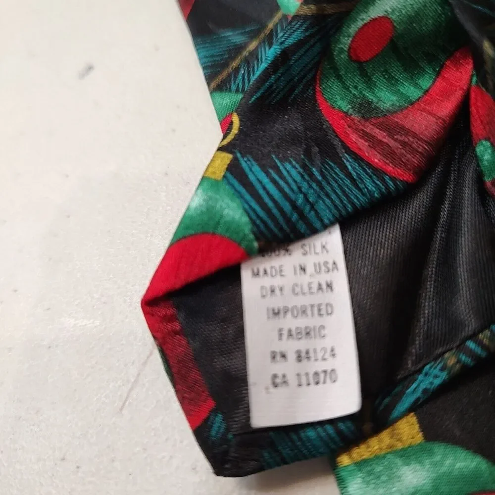 Ralph Martin Zen Ying Yang‎ Christmas Ornament Neck Tie Red Green 1996